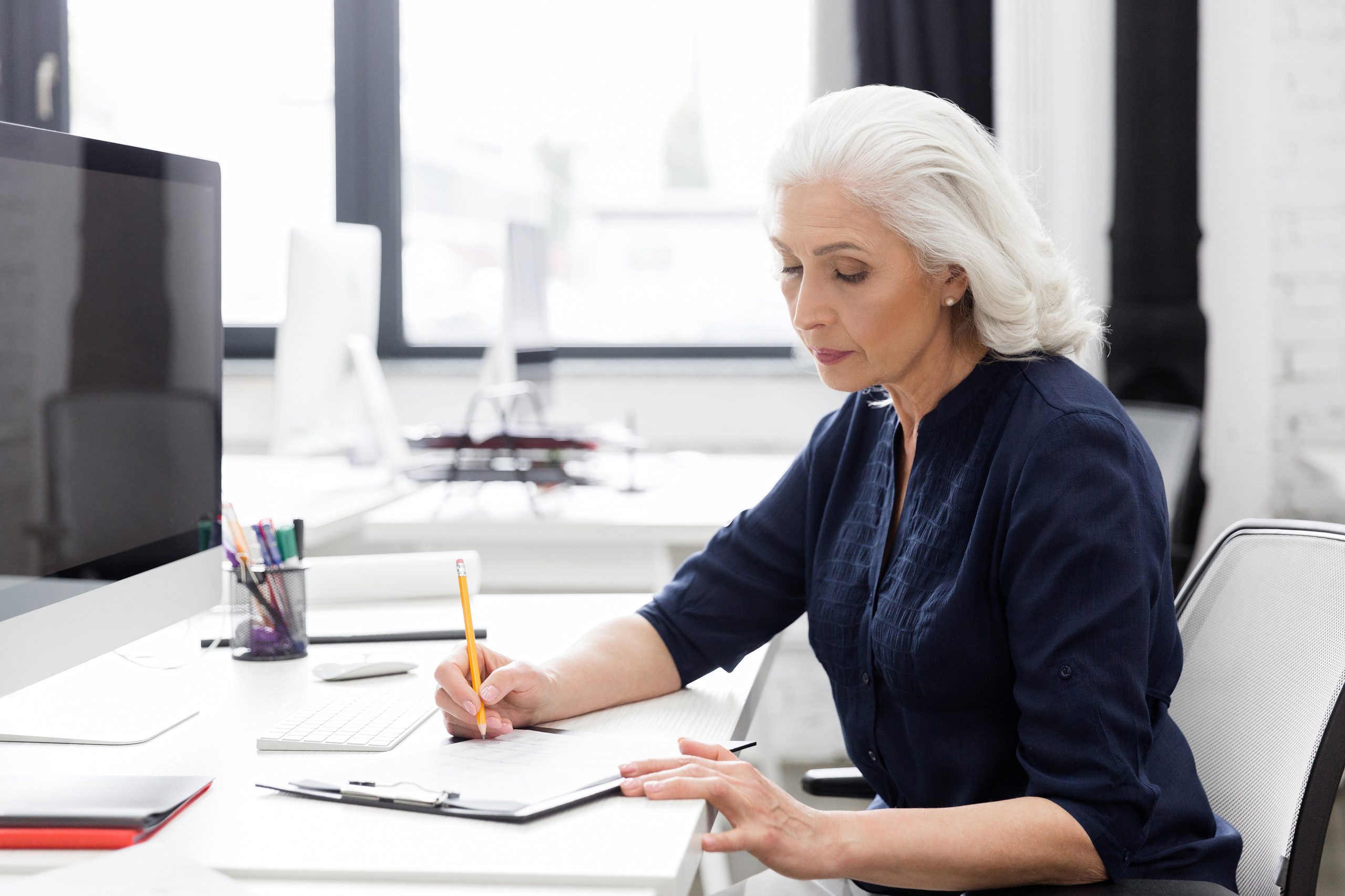 Retrouver un emploi à 50 ans : comment valoriser son expérience et préparer la suite de sa carrière ?